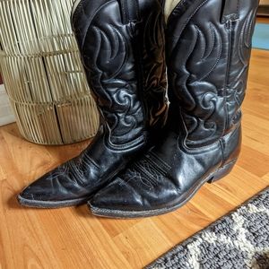 Black leather western boot